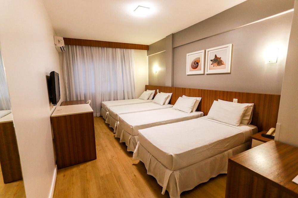 Hotel Pires Balneário Camboriú Eksteriør billede