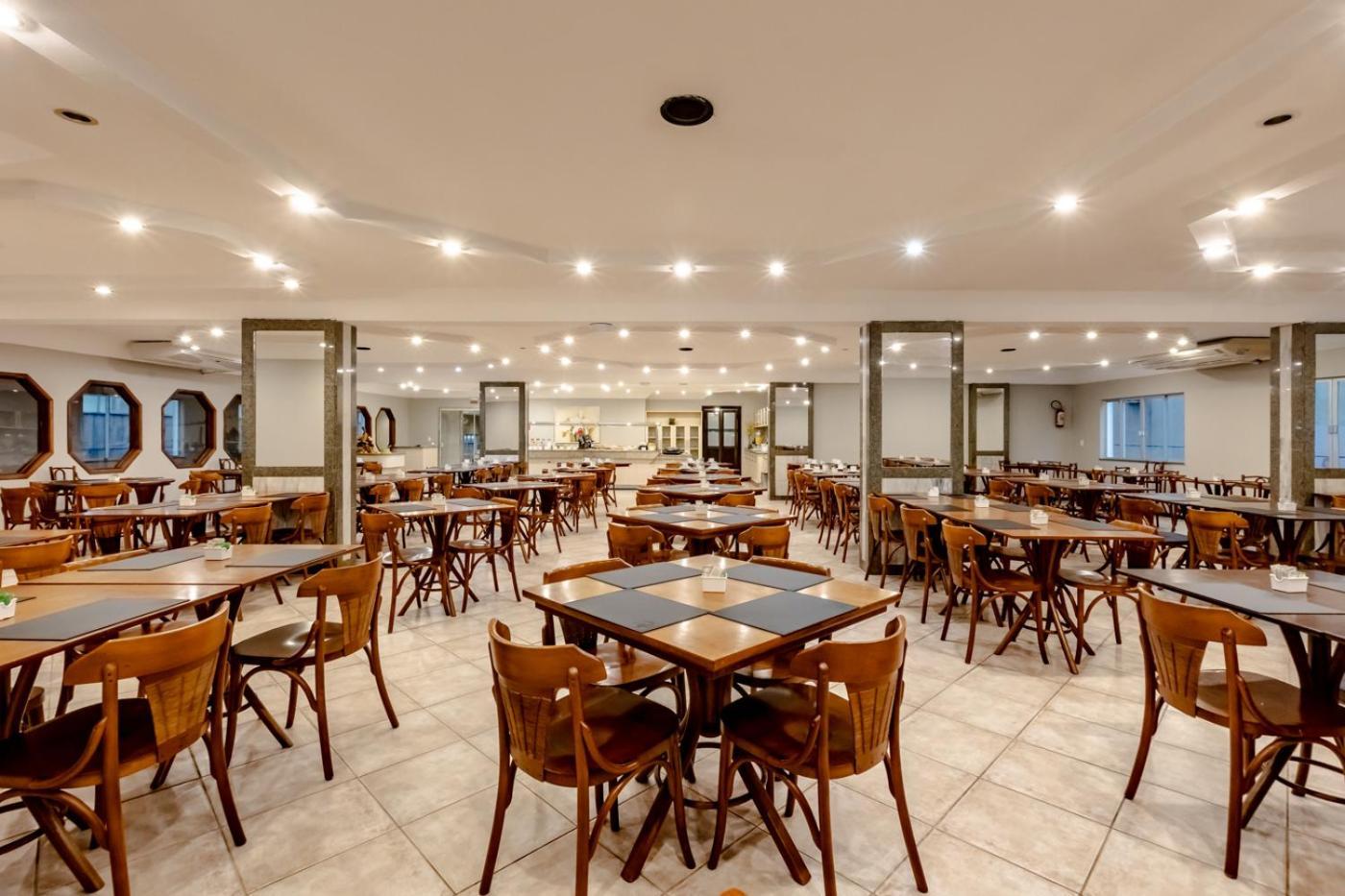 Hotel Pires Balneário Camboriú Eksteriør billede