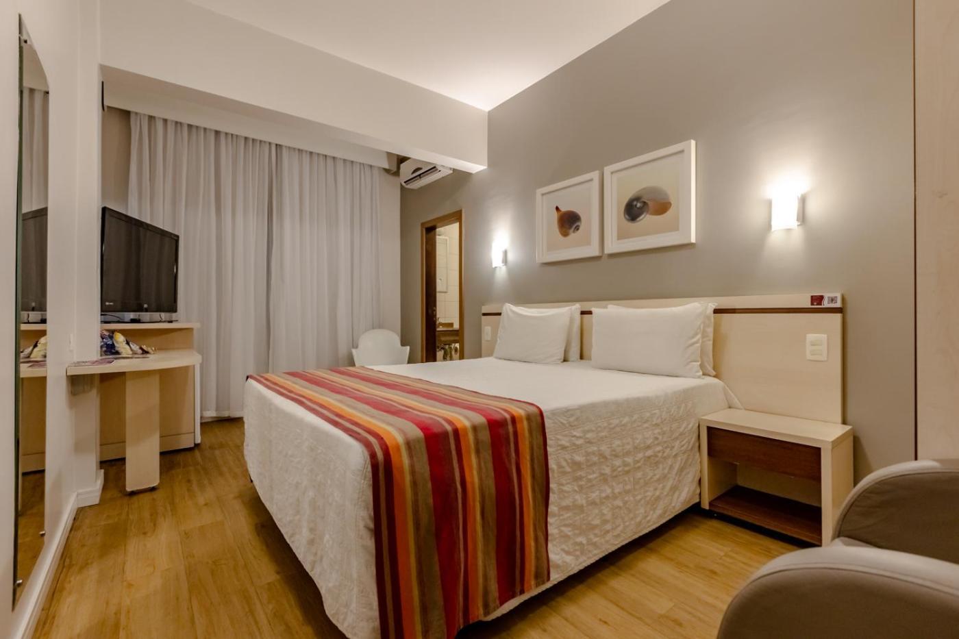 Hotel Pires Balneário Camboriú Eksteriør billede
